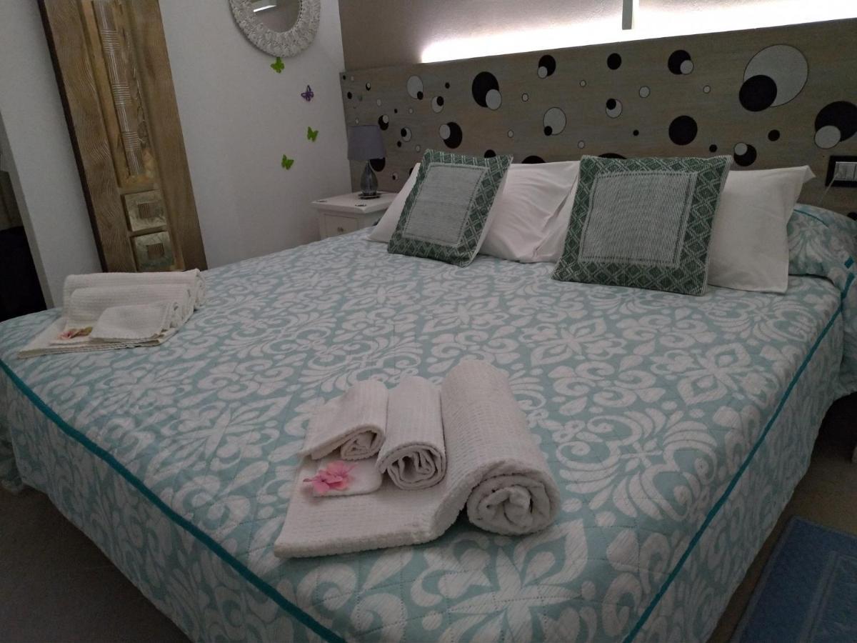 Gemma Di Gallura Charme B&B Ольбія Екстер'єр фото